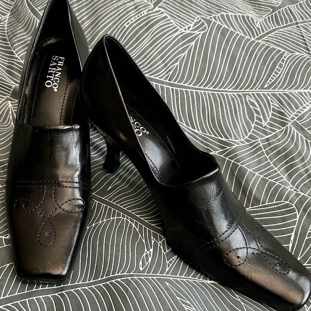 Franco Sarto Square Toe Pumps (NWOT)